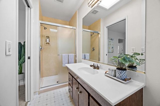 427 Topaz Street, Redwood City, CA 94062