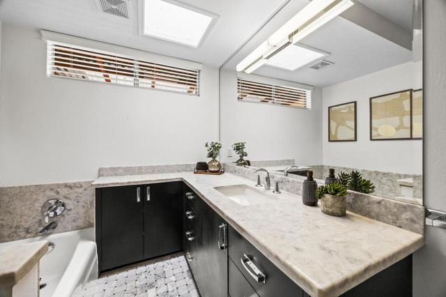 427 Topaz Street, Redwood City, CA 94062