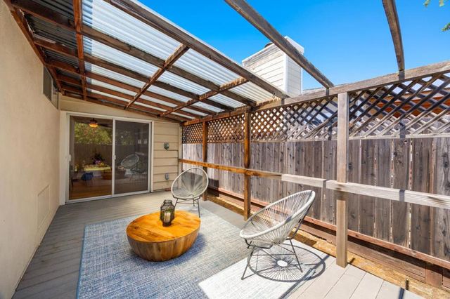 427 Topaz Street, Redwood City, CA 94062