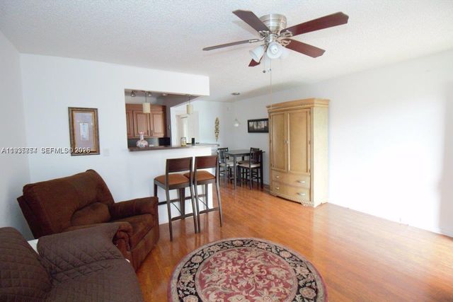 13350 SW 1st St 307P, Pembroke Pines, FL 33027