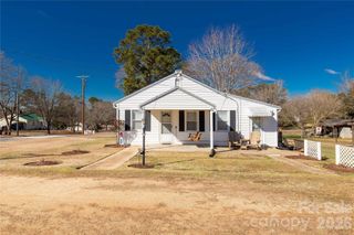 1227 Laurel Avenue, Lancaster, SC 29720