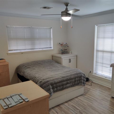 8111 Meadville Street, Houston, TX 77061