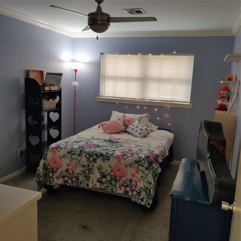 8111 Meadville Street, Houston, TX 77061