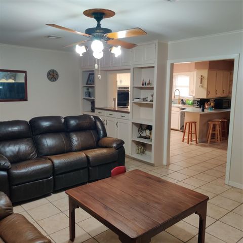 8111 Meadville Street, Houston, TX 77061