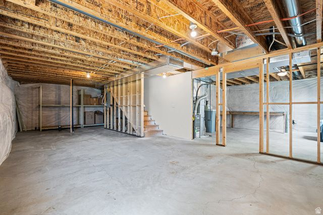 5449 S 2450 W, Roy, UT 84067