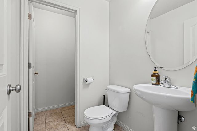 5449 S 2450 W, Roy, UT 84067