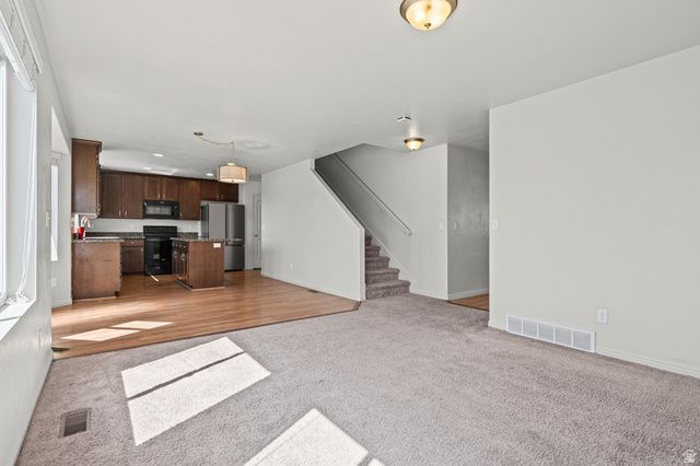 5449 S 2450 W, Roy, UT 84067