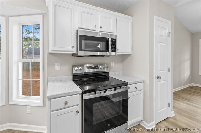 105 Deer Lodge Court, Raeford, NC 28376