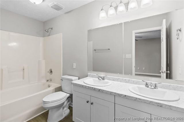 105 Deer Lodge Court, Raeford, NC 28376