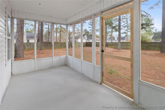 105 Deer Lodge Court, Raeford, NC 28376