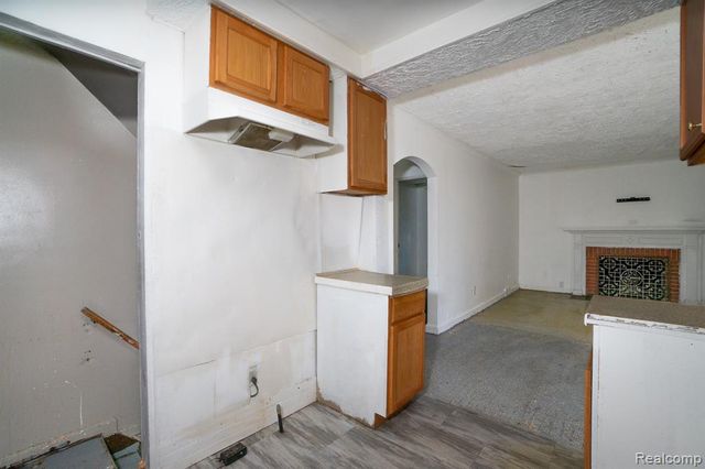 10785 E Outer Drive, Detroit, MI 48224