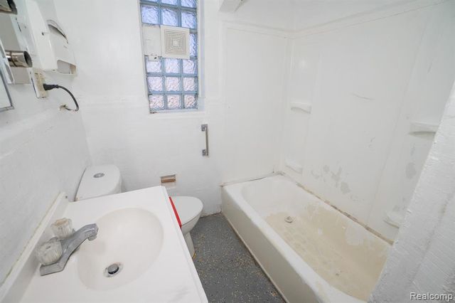 10785 E Outer Drive, Detroit, MI 48224