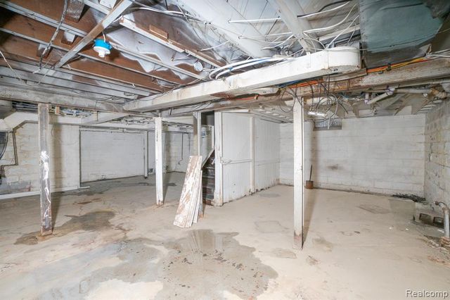 10785 E Outer Drive, Detroit, MI 48224