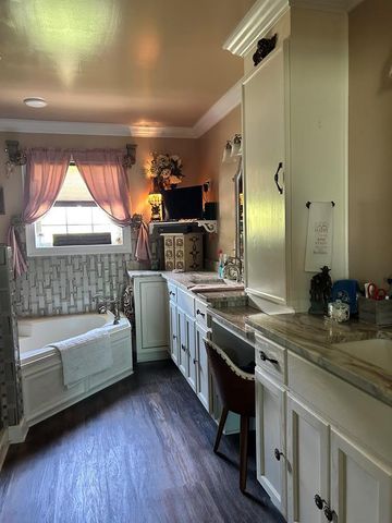 906 Virginia Avenue, Chatsworth, GA 30705