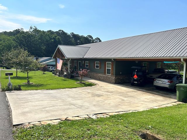 906 Virginia Avenue, Chatsworth, GA 30705
