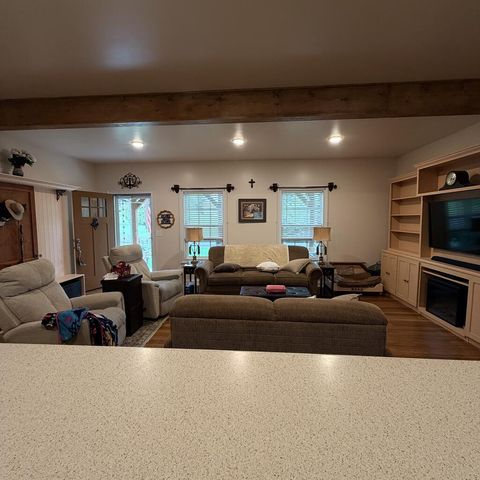 906 Virginia Avenue, Chatsworth, GA 30705