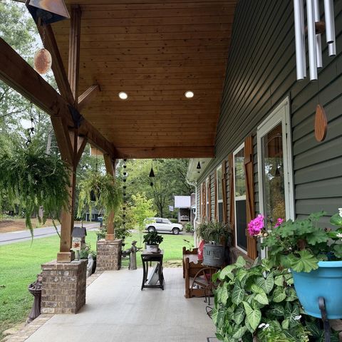 906 Virginia Avenue, Chatsworth, GA 30705
