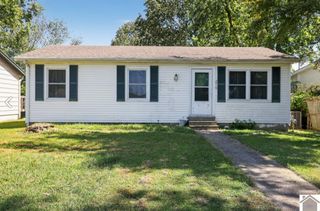 2910 Bradley St, Paducah, KY 42003