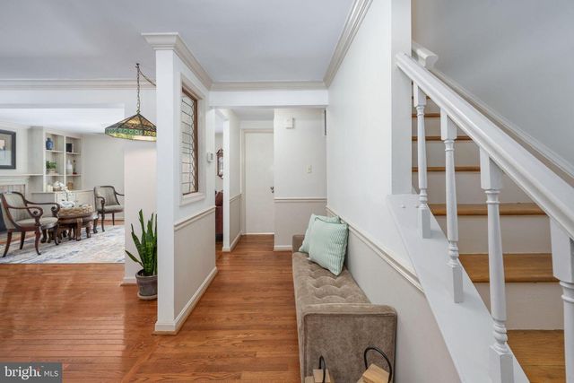 1114 BRADFIELD DR SW, Leesburg, VA 20175