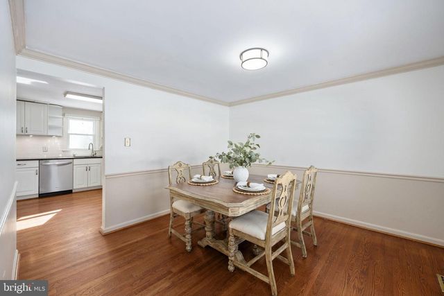 1114 BRADFIELD DR SW, Leesburg, VA 20175