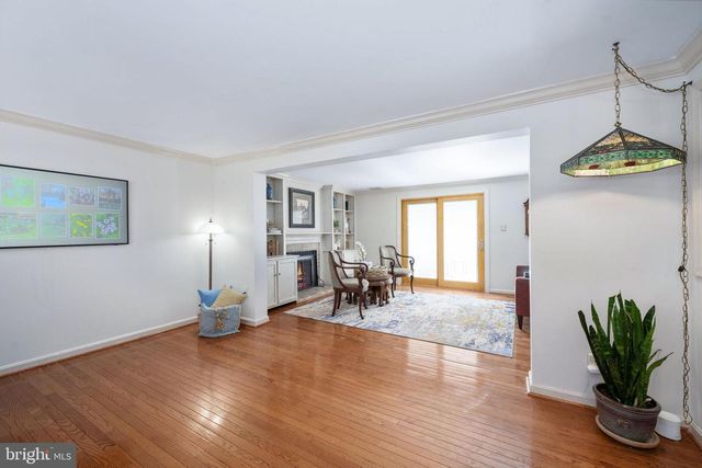 1114 BRADFIELD DR SW, Leesburg, VA 20175