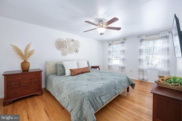 1114 BRADFIELD DR SW, Leesburg, VA 20175