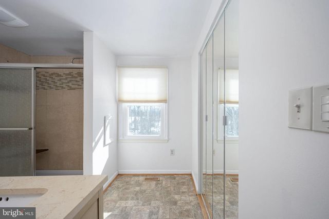 1114 BRADFIELD DR SW, Leesburg, VA 20175