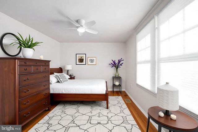 1114 BRADFIELD DR SW, Leesburg, VA 20175