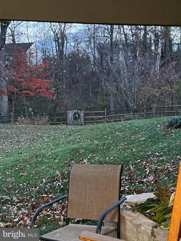 1114 BRADFIELD DR SW, Leesburg, VA 20175