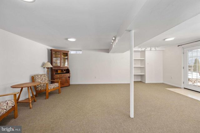 1114 BRADFIELD DR SW, Leesburg, VA 20175