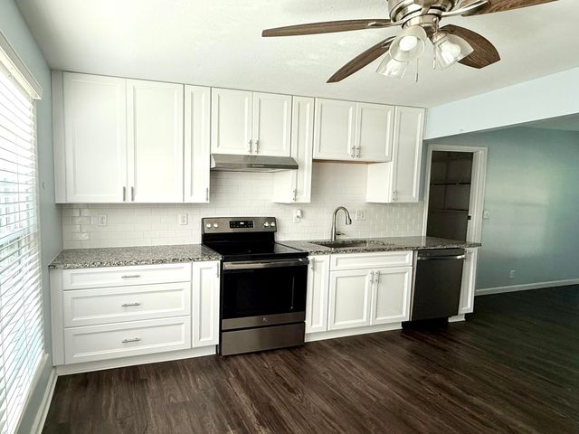 120 Latonia Drive NE, Dalton, GA 30721