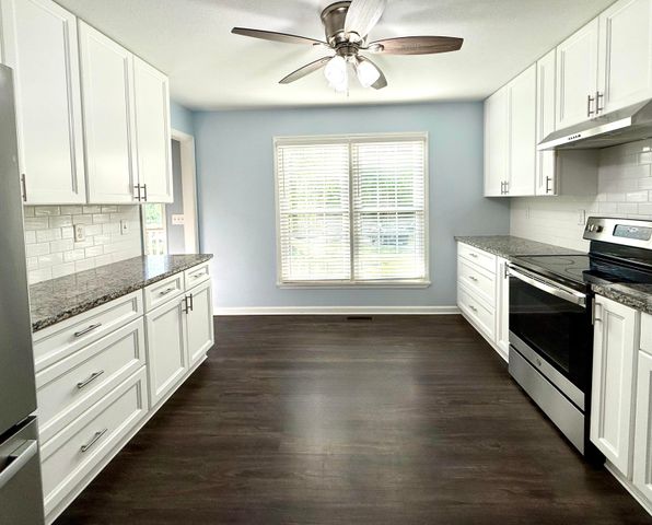 120 Latonia Drive NE, Dalton, GA 30721