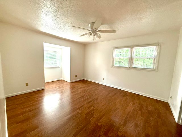 120 Latonia Drive NE, Dalton, GA 30721