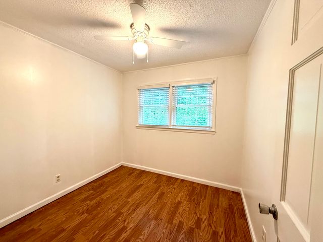 120 Latonia Drive NE, Dalton, GA 30721