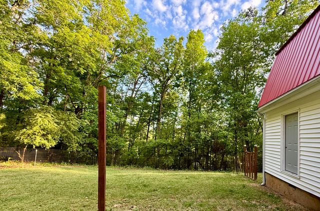 120 Latonia Drive NE, Dalton, GA 30721