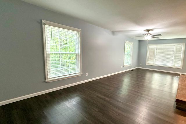 120 Latonia Drive NE, Dalton, GA 30721