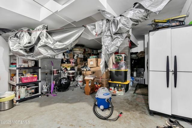 39 Oceanview Avenue, Keansburg, NJ 07734