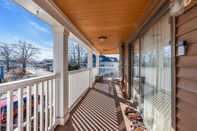 39 Oceanview Avenue, Keansburg, NJ 07734