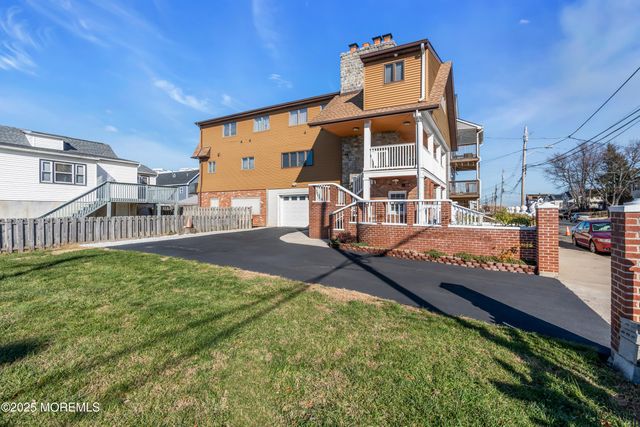 39 Oceanview Avenue, Keansburg, NJ 07734