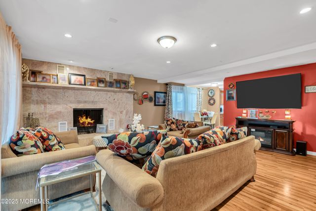 39 Oceanview Avenue, Keansburg, NJ 07734