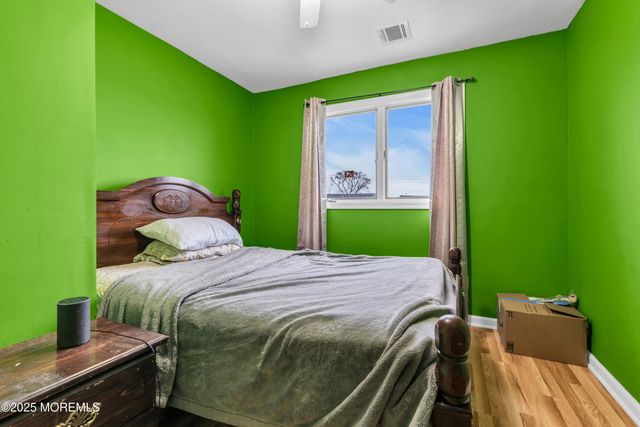 39 Oceanview Avenue, Keansburg, NJ 07734