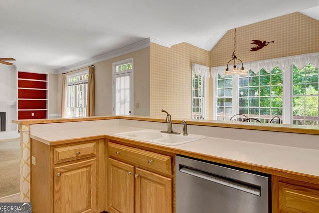 2010 Milfield Circle, Snellville, GA 30078