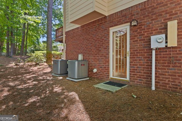 2010 Milfield Circle, Snellville, GA 30078