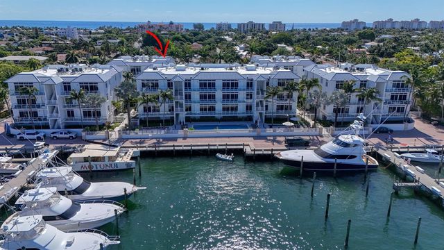 182 Lake Drive 5-301, Palm Beach Shores, FL 33404