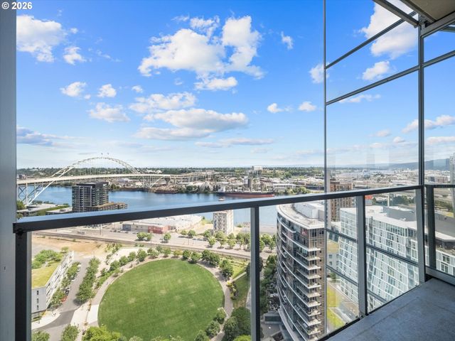1075 Nw NORTHRUP St 2217, Portland, OR 97209