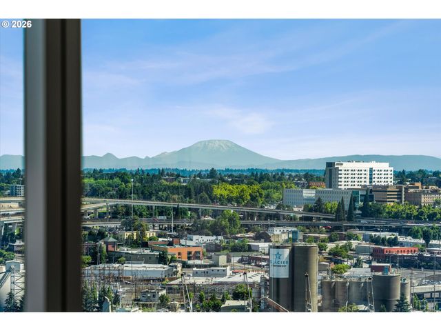 1075 Nw NORTHRUP St 2217, Portland, OR 97209