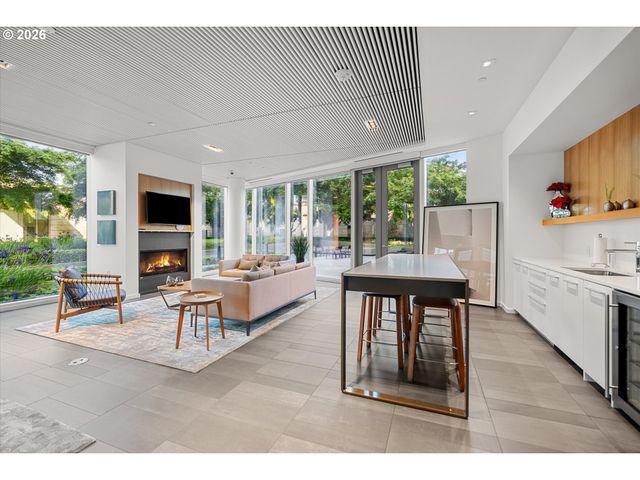 1075 Nw NORTHRUP St 2217, Portland, OR 97209
