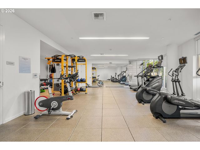 1075 Nw NORTHRUP St 2217, Portland, OR 97209