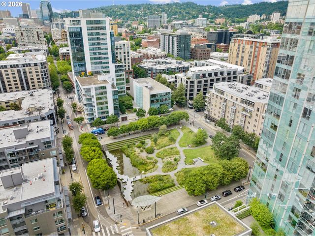 1075 Nw NORTHRUP St 2217, Portland, OR 97209