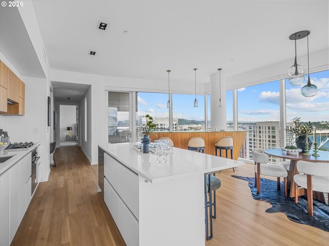 1075 Nw NORTHRUP St 2217, Portland, OR 97209